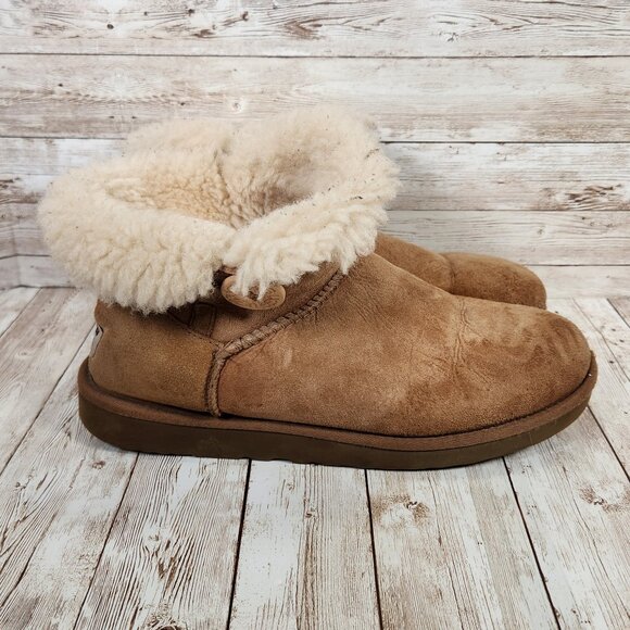UGG Bailey Button Women's 9 Shoes Brown Tan Suede Comfort Shearling Boots 3352 - Picture 2 of 12